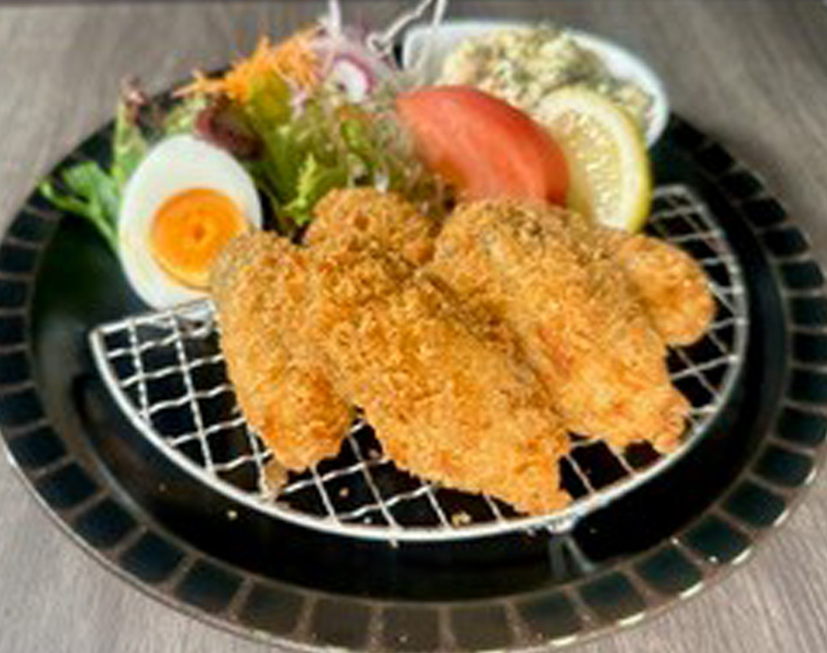 牡蠣フライ定食